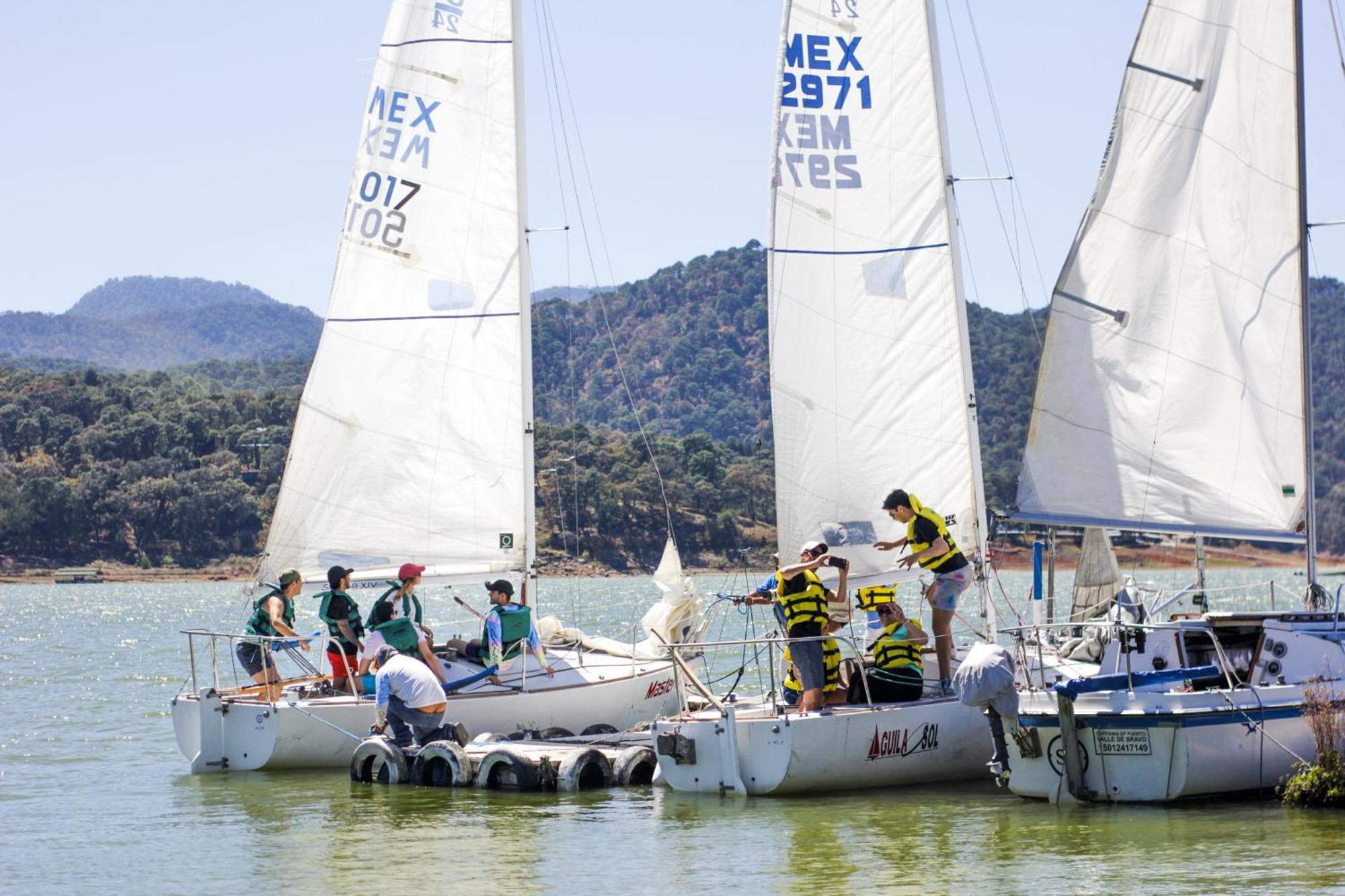 Club De Vela Santa Maria Hotel Вале де Браво Екстериор снимка